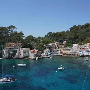 Evasion En Bord De Mer Bas De Villa Climatise A 2 Min De La Plage Toulon